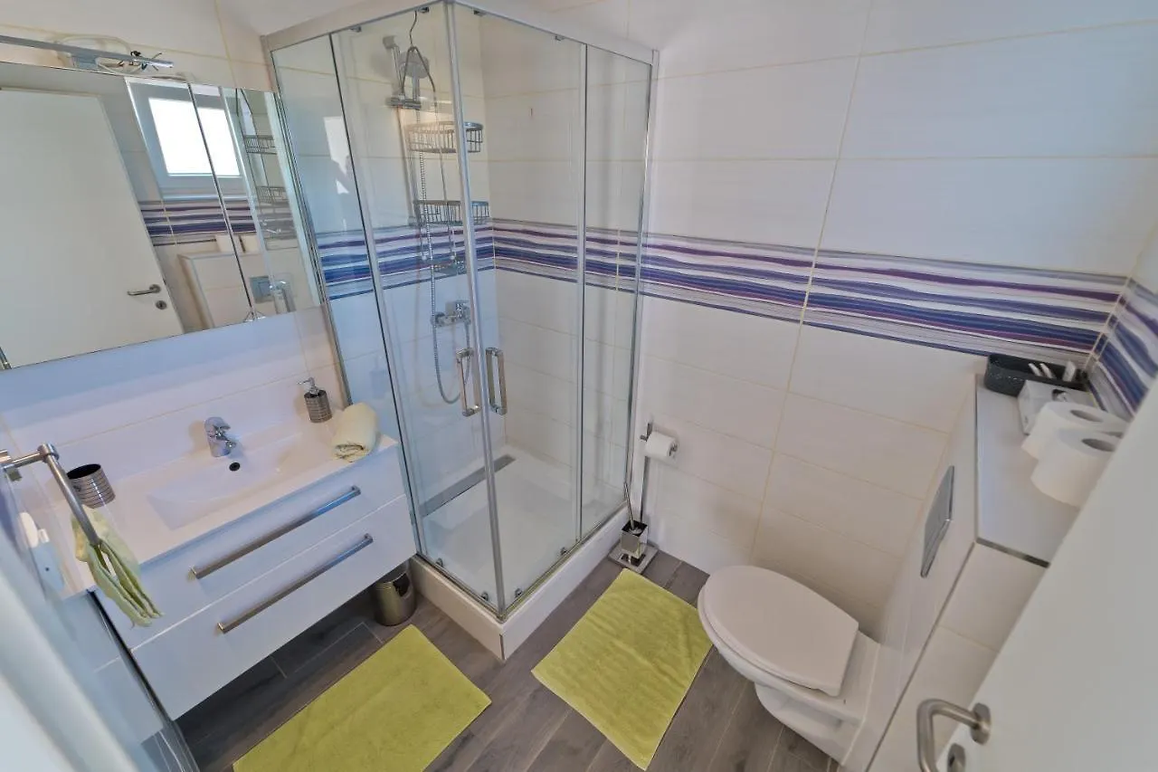 Villa Nal With Private Pool Near Pula Croatia